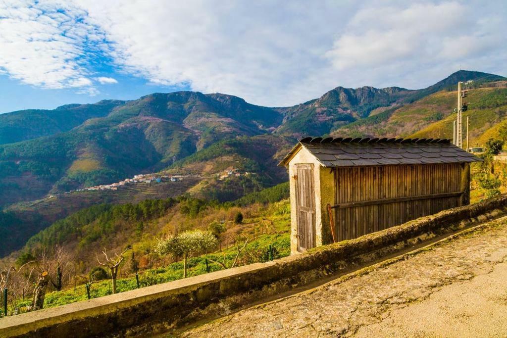 "Casa Do Avo Patricio" Mountain Experience Villa Parada  ภายนอก รูปภาพ